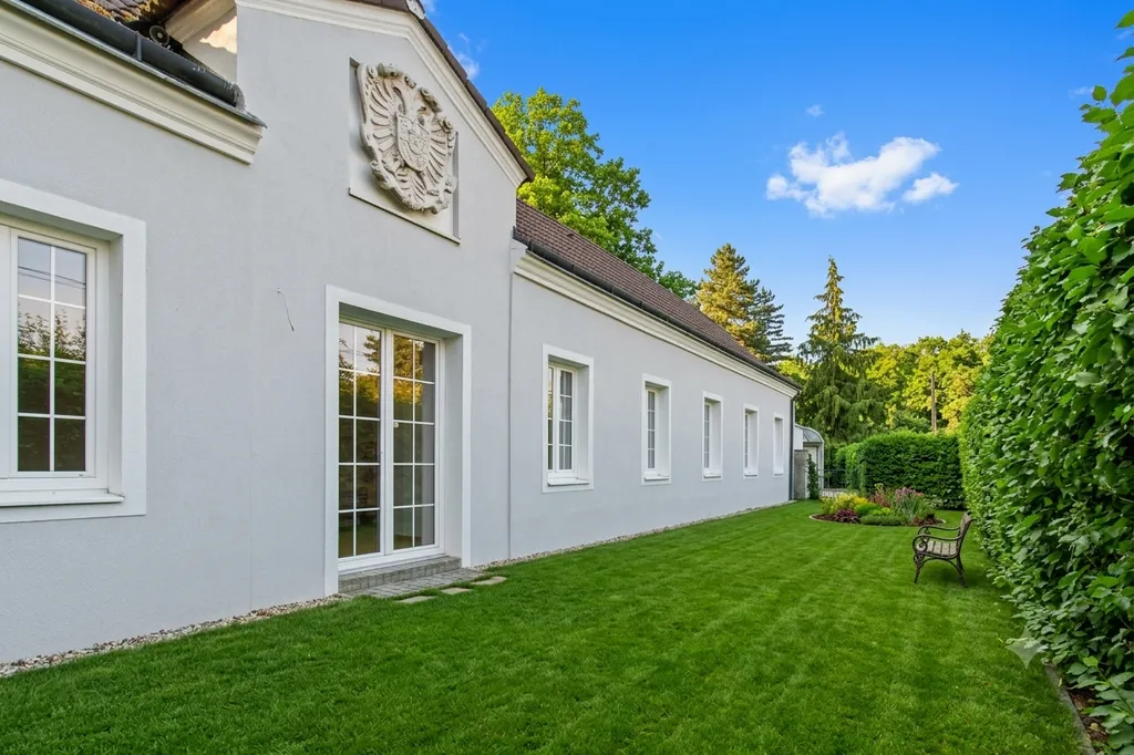 Villa an der Donau
